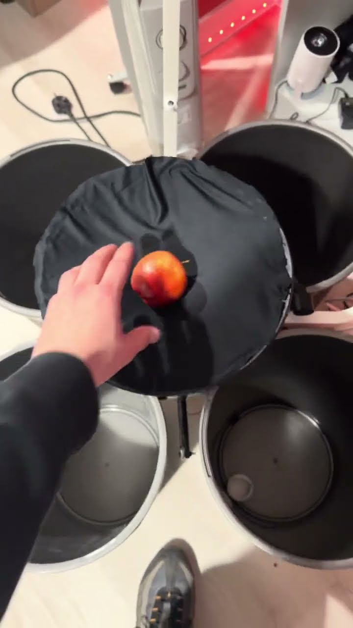 Sortura smart bin identifying and sorting waste
